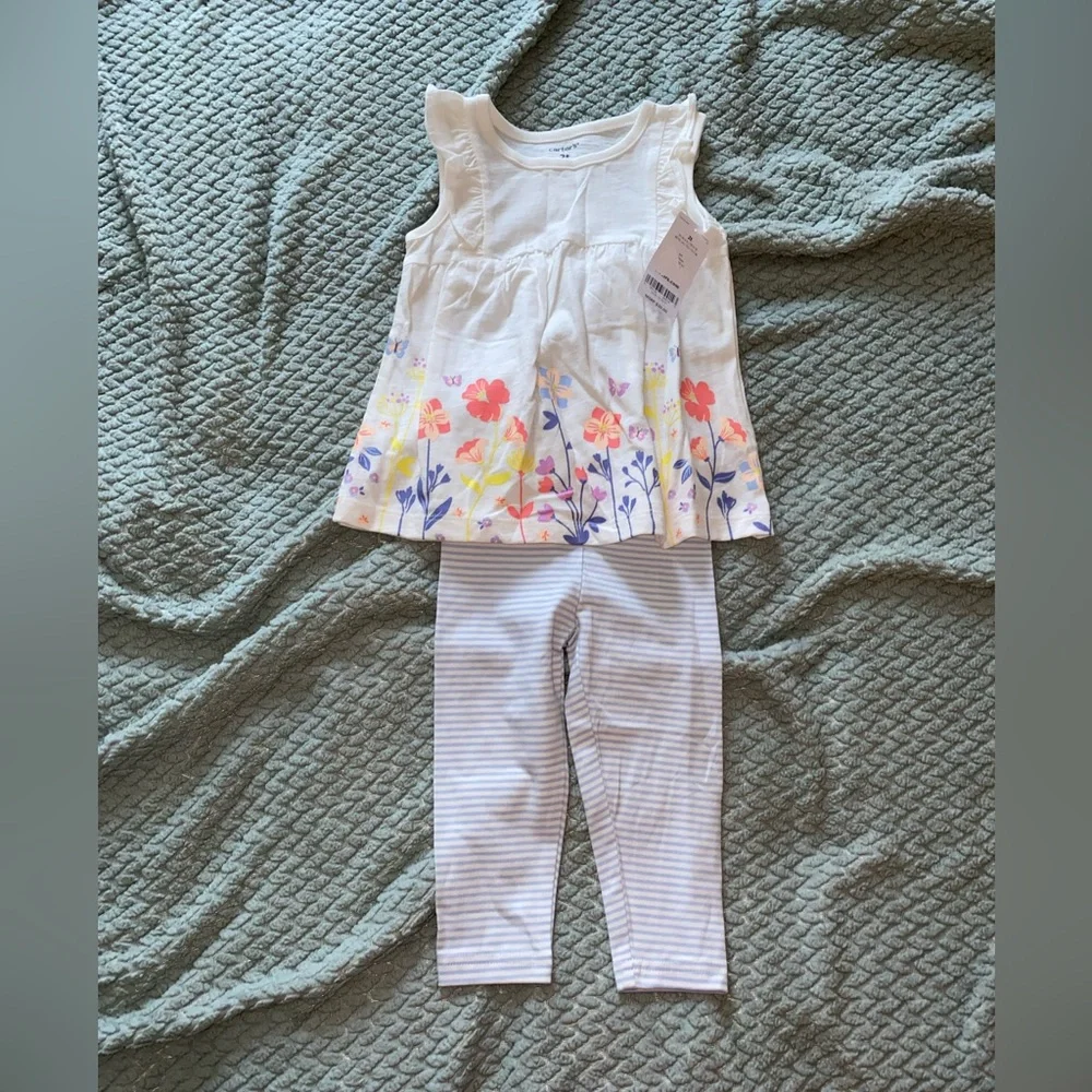 2T Carter’s Matching Set - Picture 1 of 3
